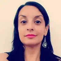 Mg. Ps. Vania Saavedra