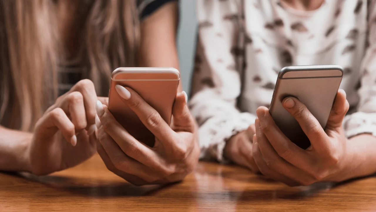 En búsqueda del bienestar digital: las redes sociales y la salud mental