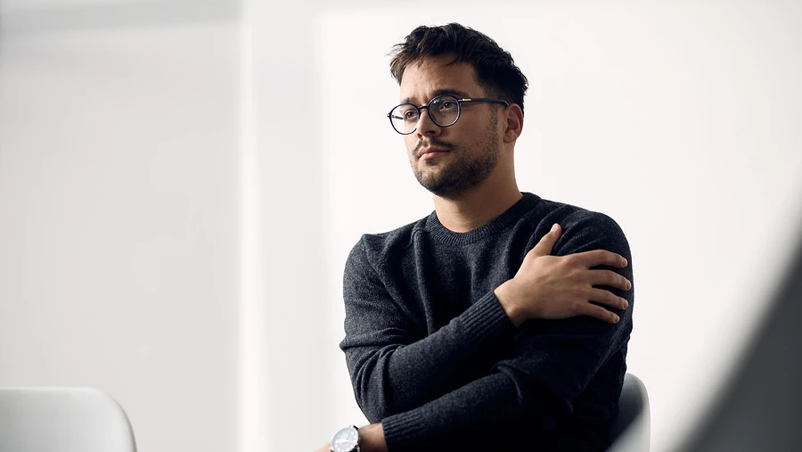 Junio y salud mental masculina: el dolor que no siempre pide ayuda