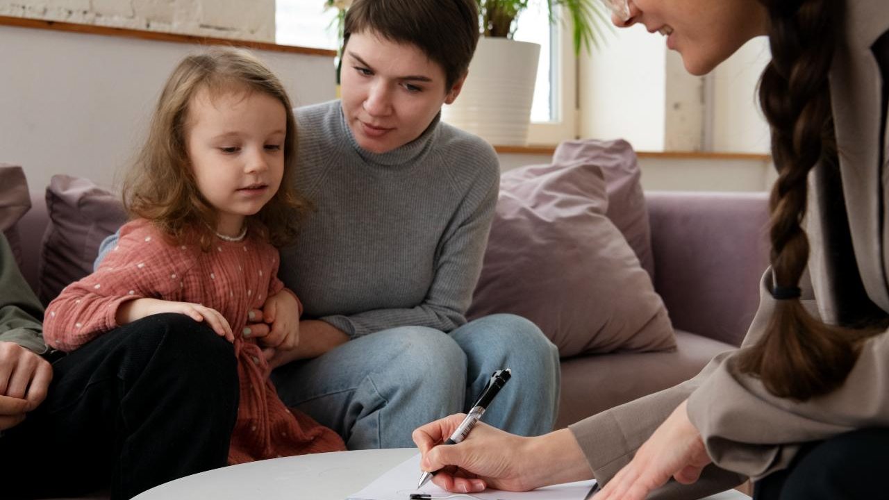 Enfoques transversales: intervención con familia e infancia