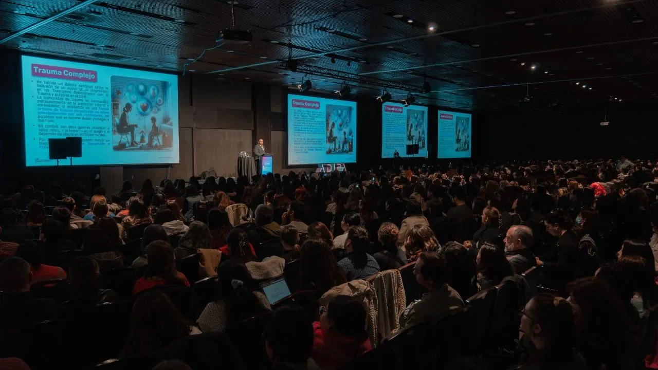 El Congreso de Salud Mental más grande de Chile liderado por Adipa marca un hito con más de 1600 asistentes